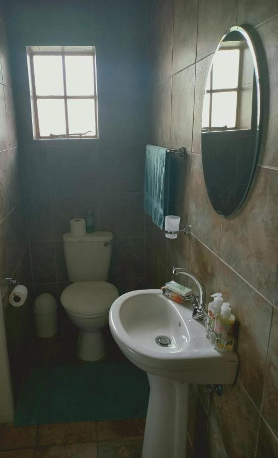 B&B 464 On 22Nd Ave พริทอเรีย ภายนอก รูปภาพ