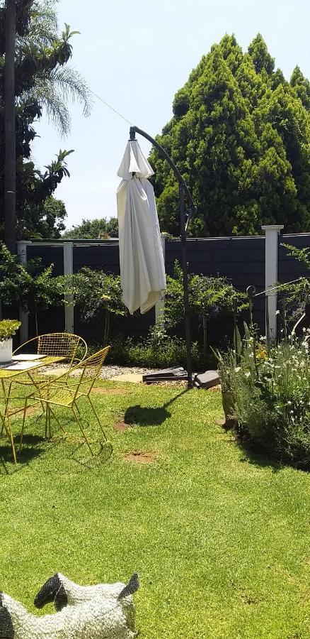 B&B 464 On 22Nd Ave พริทอเรีย ภายนอก รูปภาพ