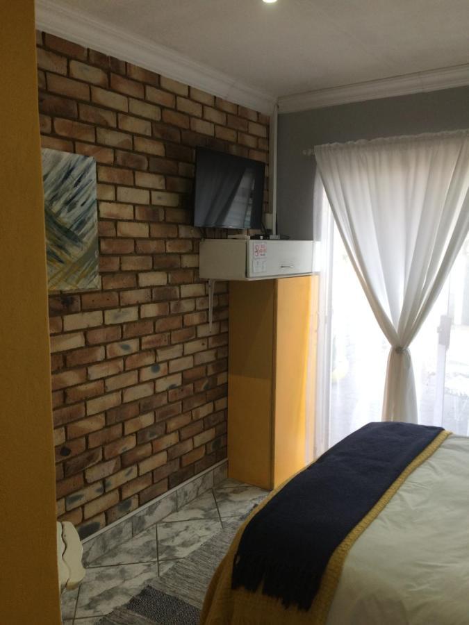 B&B 464 On 22Nd Ave พริทอเรีย ภายนอก รูปภาพ